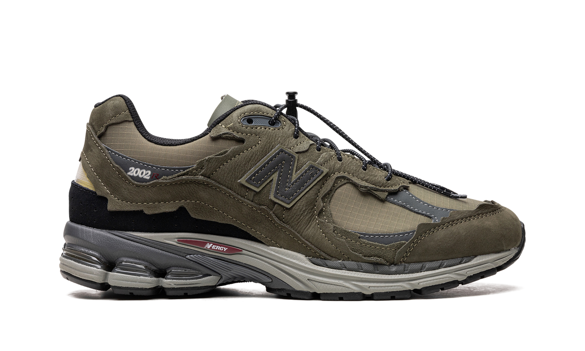2002R "Protection Pack - Dark Moss" M2002RDN