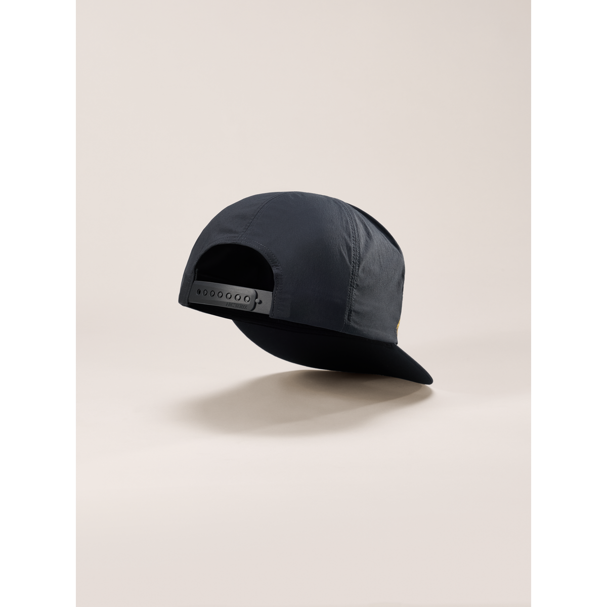 Arc'teryx Silex Cap in 24K Black